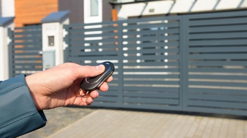 Как правильно выбрать автоматику для распашных ворот