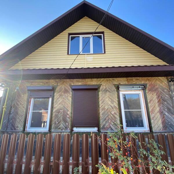 Установка коричневых роллет