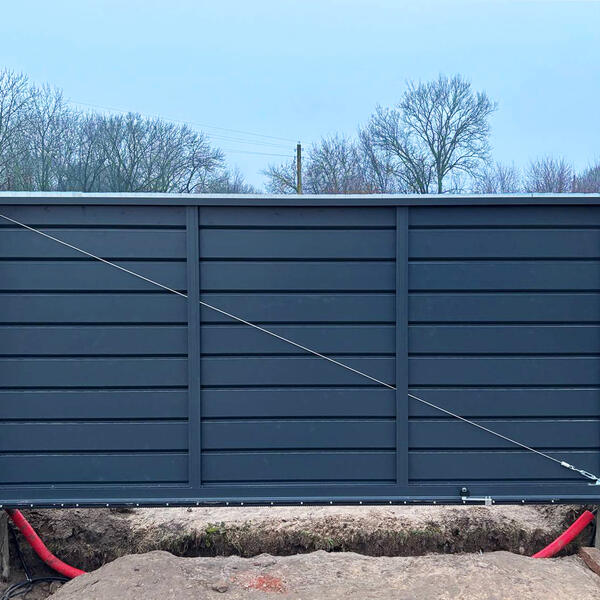 Установка откатных ворот с заполнением "Жалюзи"